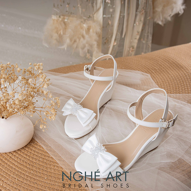 Giày cưới Nghé Art dáng xuồng đính nơ pha lê 519-236-8P-DA-TRANG - Ảnh 6 - Nghé Art Bridal Shoes – 0822288288