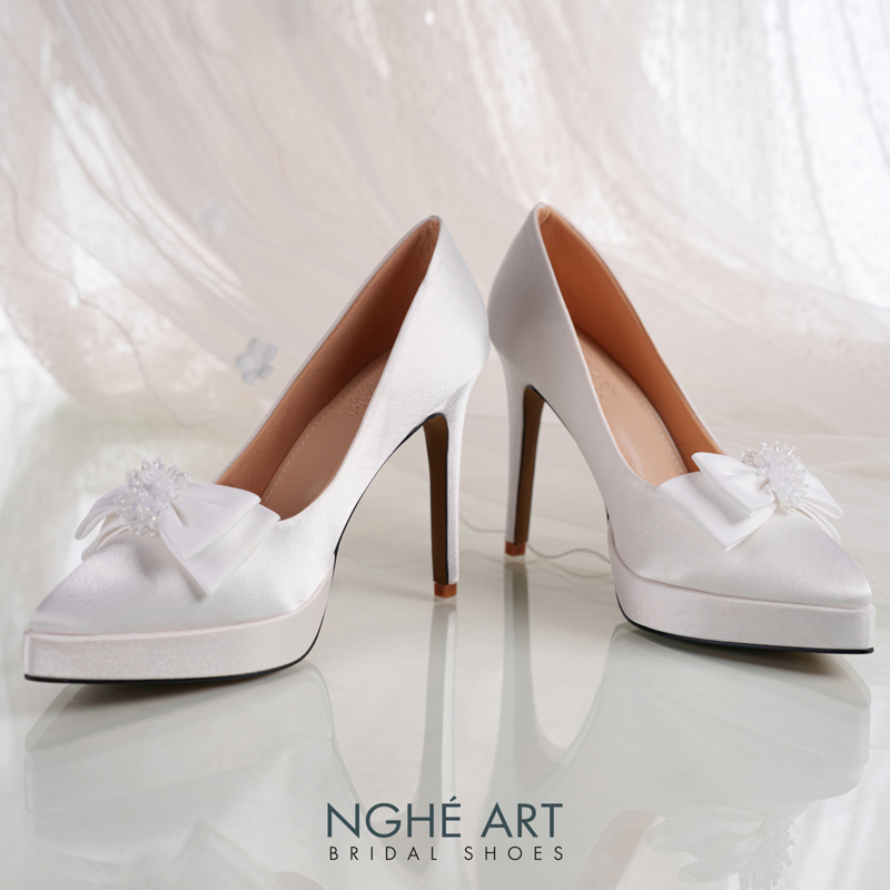 Giày cưới Nghé Art cao gót 12 cm lụa satin đính nơ pha lê 519-543-12P-LUA-TRANG - Ảnh 6 - Nghé Art Bridal Shoes – 0822288288