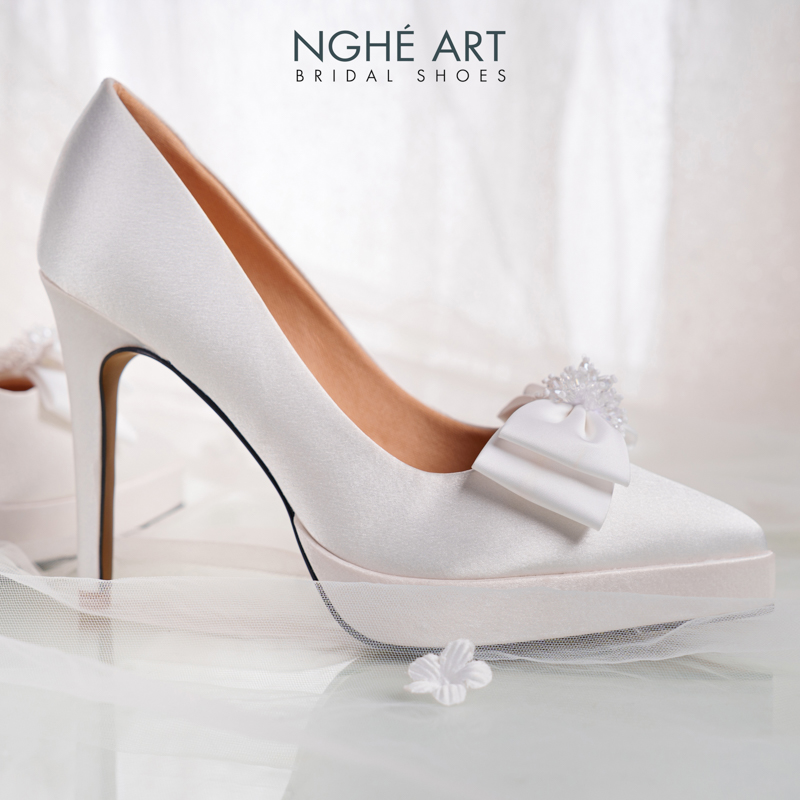 Giày cưới Nghé Art cao gót 12 cm lụa satin đính nơ pha lê 519-543-12P-LUA-TRANG - Ảnh 7 - Nghé Art Bridal Shoes – 0822288288