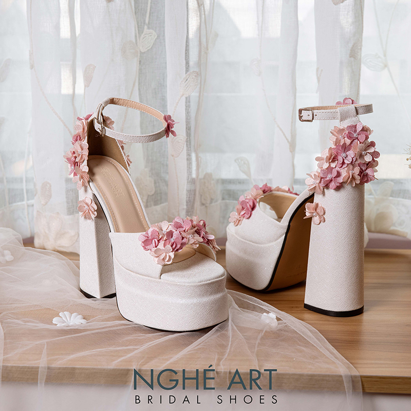 Giày cưới Nghé Art 15 cm đính hoa tú cầu hồng 521-HONG-501-15P-NHU-TRANG - Ảnh 14 - Nghé Art Bridal Shoes – 0822288288
