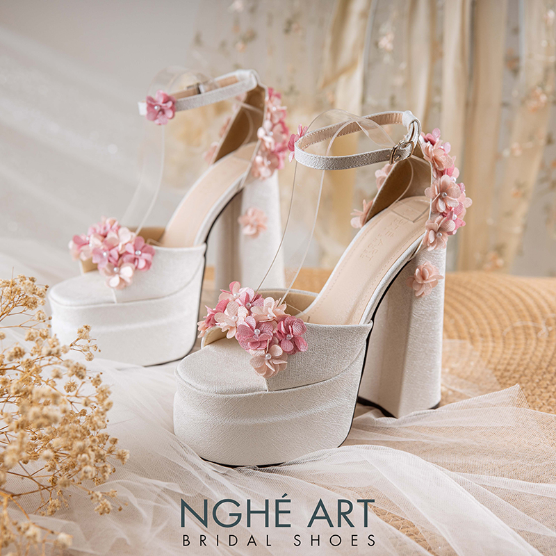 Giày cưới Nghé Art 15 cm đính hoa tú cầu hồng 521-HONG-501-15P-NHU-TRANG - Ảnh 6 - Nghé Art Bridal Shoes – 0822288288