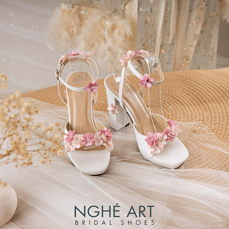 Giày cưới Nghé Art cao 12 cm đính hoa tú cầu hồng 522-HONG-488-12P-NHU-TRANG - Ảnh 1 - Nghé Art Bridal Shoes – 0822288288