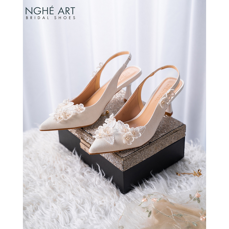Giày cưới Nghé Art cao gót đính hoa lá voan trắng 525-502-7p-nhu-trang - Ảnh 3 - Nghé Art Bridal Shoes – 0822288288