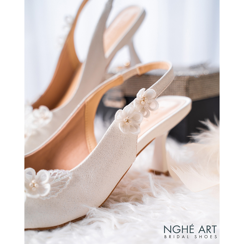Giày cưới Nghé Art cao gót đính hoa lá voan trắng 525-502-7p-nhu-trang - Ảnh 6 - Nghé Art Bridal Shoes – 0822288288