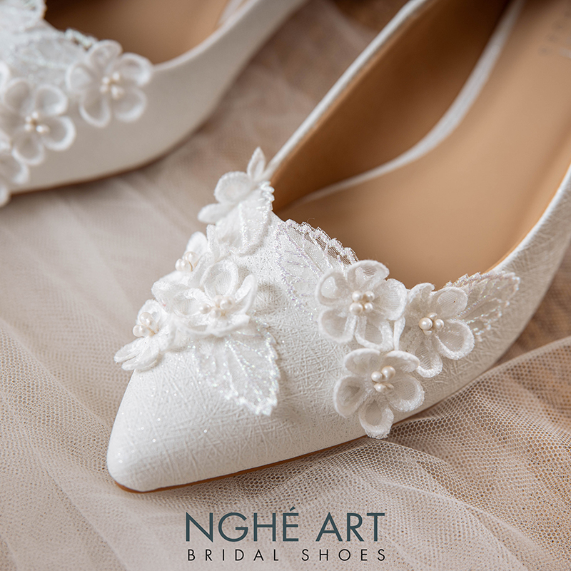 Giày cưới Nghé Art 4 cm đính hoa lá voan trắng 525-TRANG-274-4P-NHU-TRANG - Ảnh 6 - Nghé Art Bridal Shoes – 0822288288