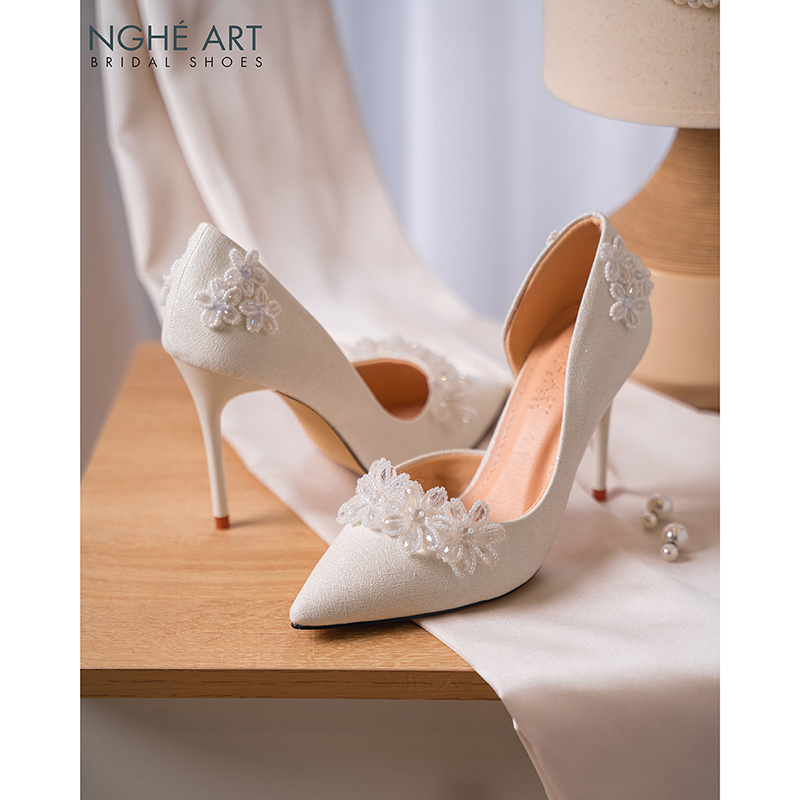Giày cưới Nghé Art form hở eo đính hoa kết pha lê 5 cánh 527-442-nhu-trang - Ảnh 6 - Nghé Art Bridal Shoes – 0822288288