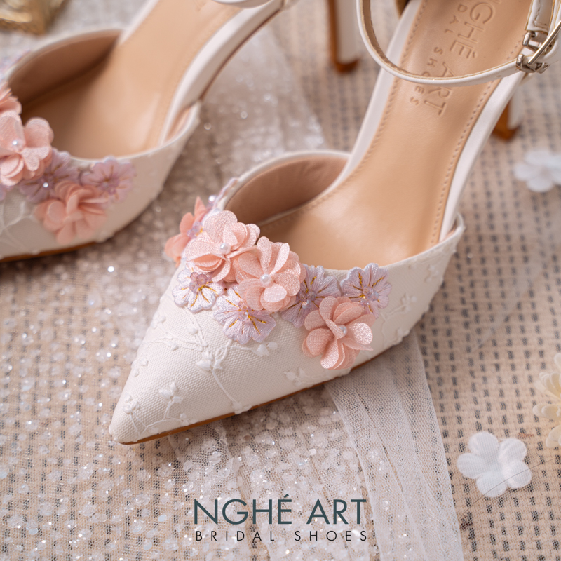 Giày cưới Nghé Art ren hoa hồng vintage 528-340-9P-DA-TRANG - Ảnh 2 - Nghé Art Bridal Shoes – 0822288288