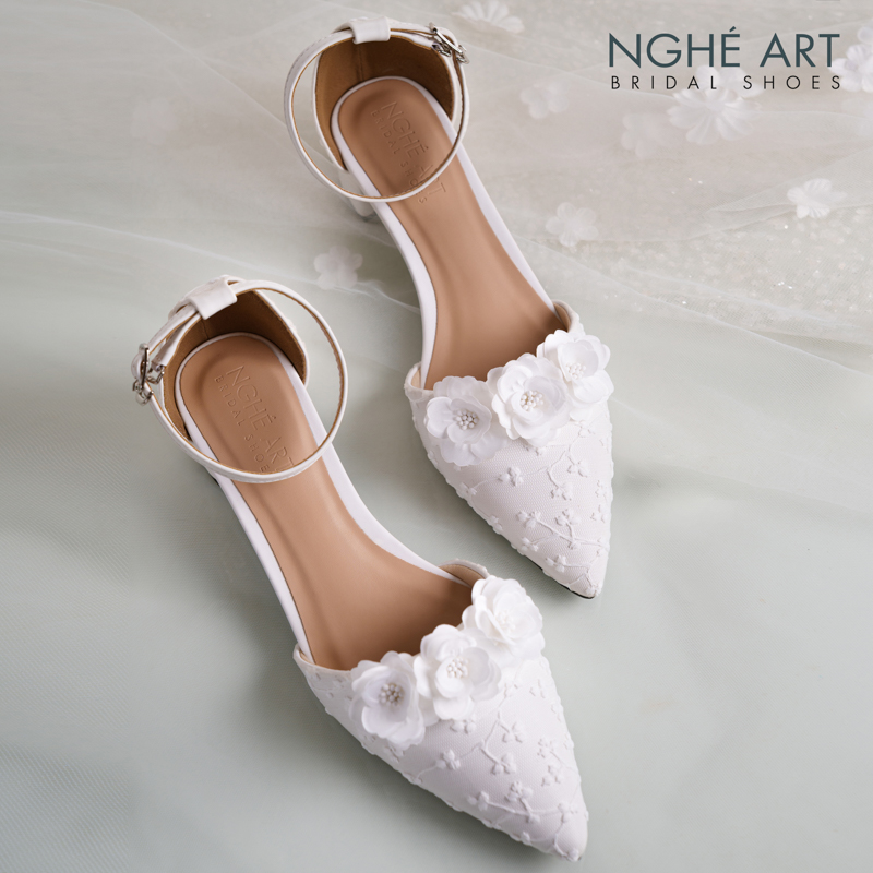 Giày cưới Nghé Art form búp bê ren thủ công 529-211-4P-DA-TRANG - Ảnh 2 - Nghé Art Bridal Shoes – 0822288288