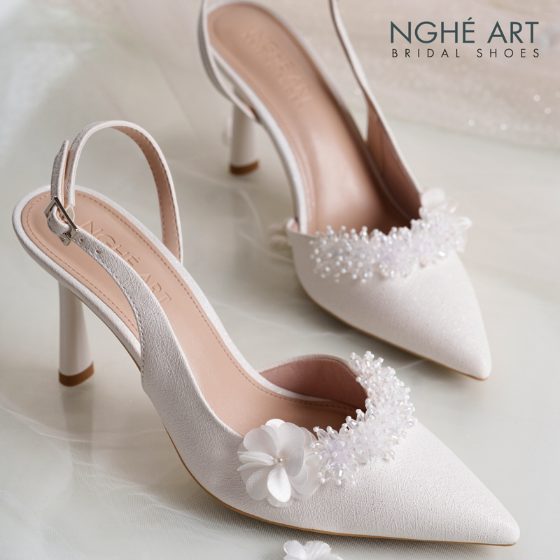 Giày cưới Nghé Art form slingback đính pha lê điểm hoa lụa 540-535-NHU-TRANG - Ảnh 4 - Nghé Art Bridal Shoes – 0822288288