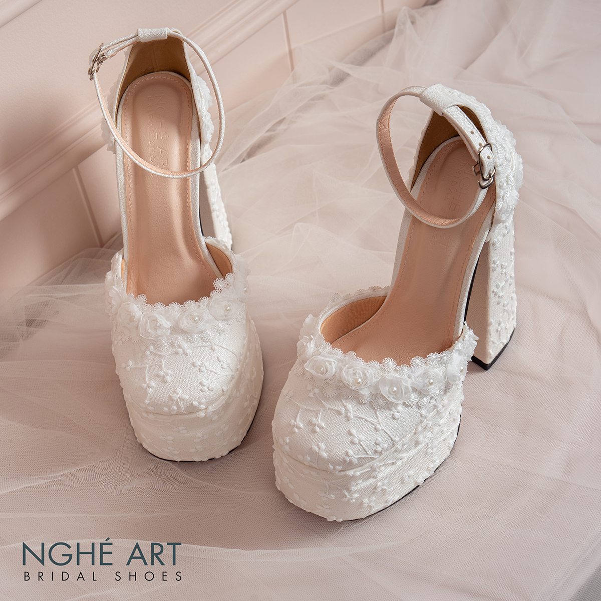 Giày cưới Nghé Art form Mary Jane cao 15 cm ren hoa hồng trắng 541-578-15P-NHU-TRANG - Ảnh 3 - Nghé Art Bridal Shoes – 0822288288