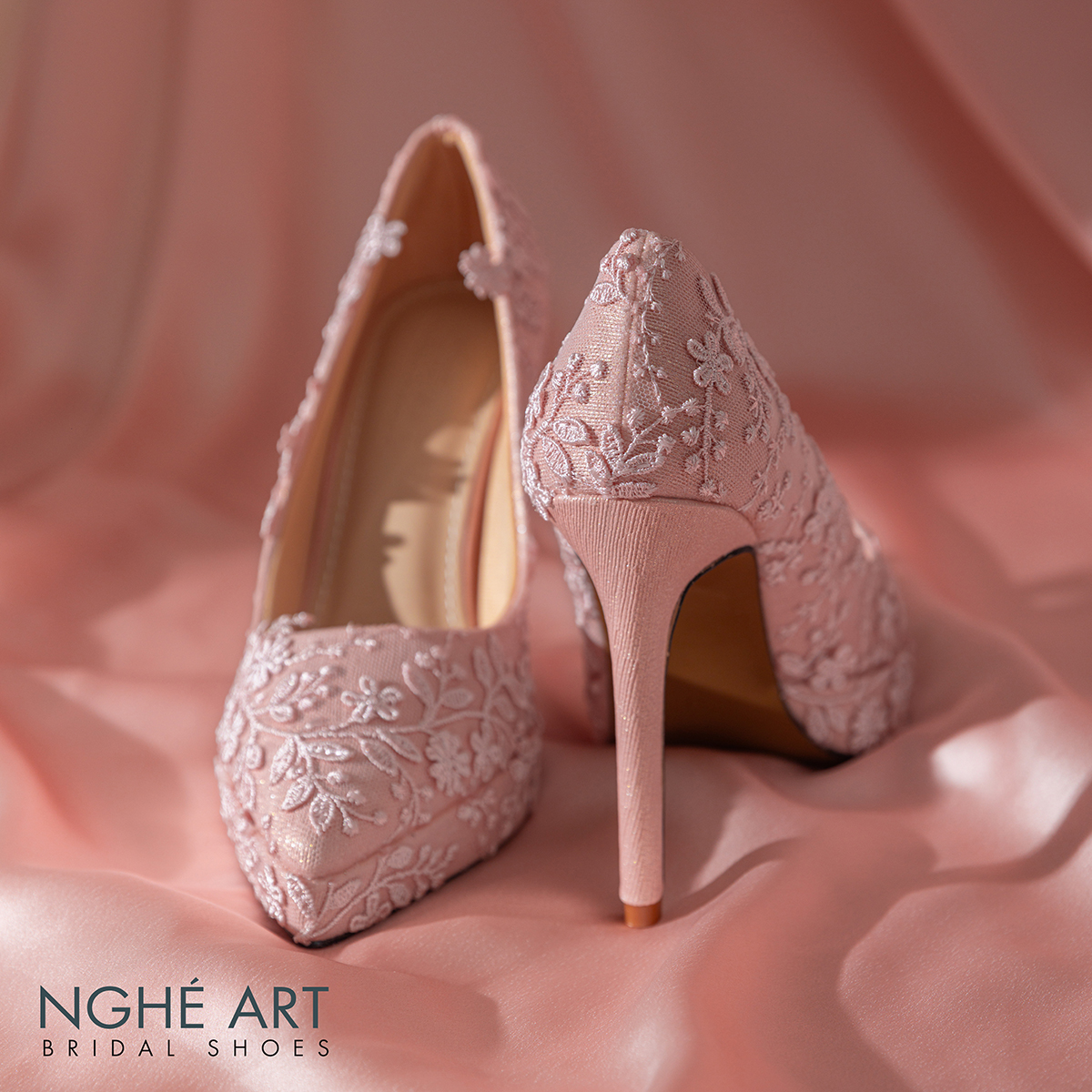 Giày cưới Nghé Art cao 12 cm ren hoa 3D 550-HONG-543-12P-NHU-HONG - Ảnh new 2 - Nghé Art Bridal Shoes – 0822288288