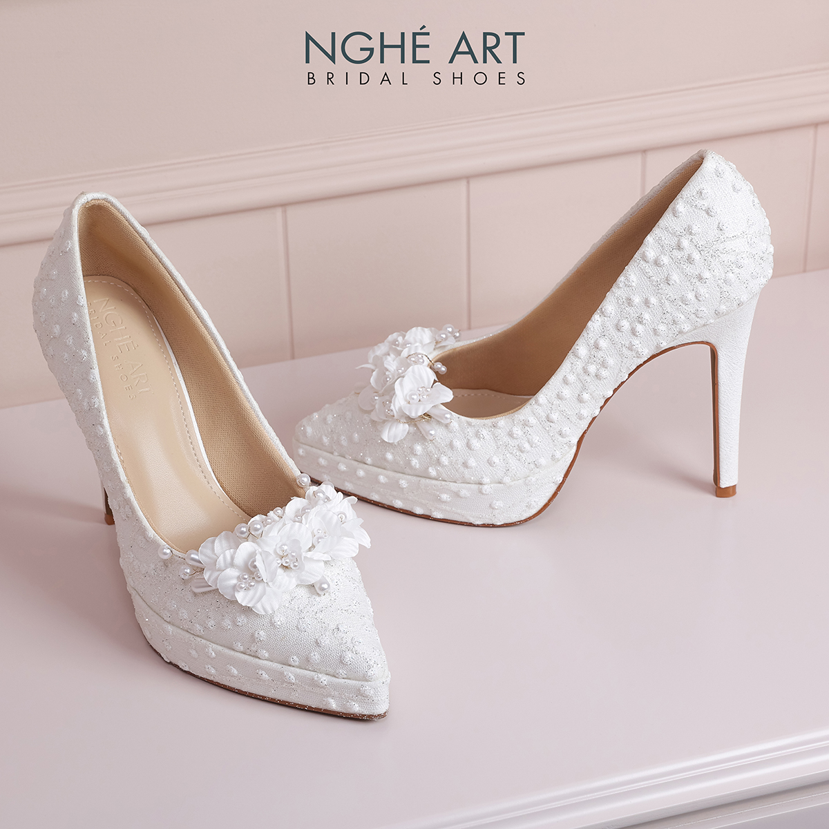 Giày cưới Nghé Art cao gót ren kim tuyến đính nhánh hoa thủ công 553-543-12P-NHU-TRANG - Ảnh 4 - Nghé Art Bridal Shoes – 0822288288