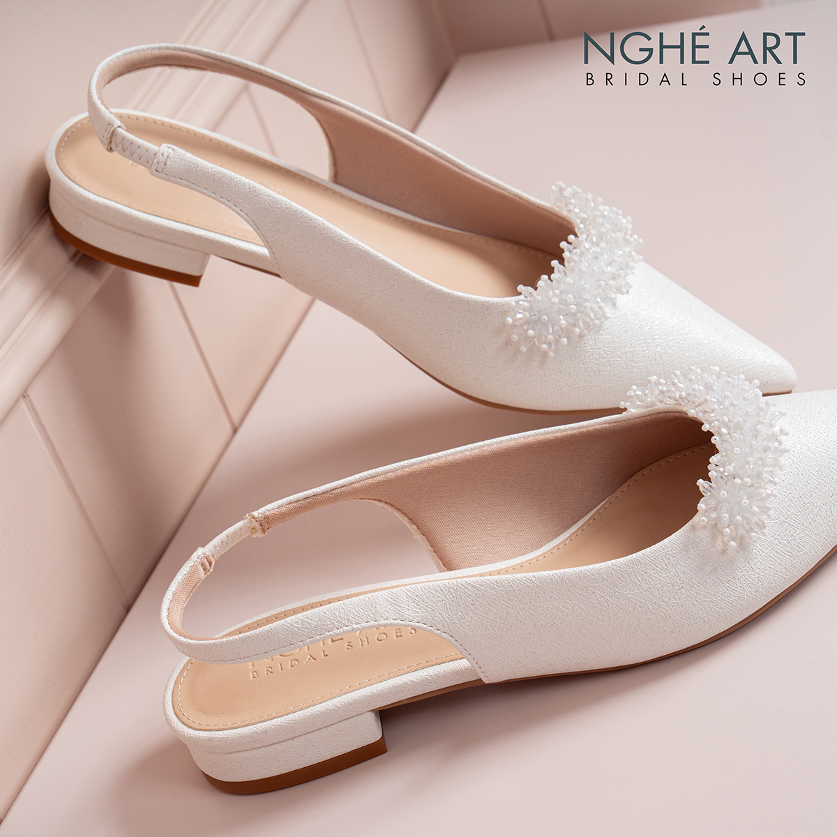 Giày cưới Nghé Art slingback dáng bệt đính hoa pha lê 554-593-2P-NHU-TRANG - Ảnh 1 - Nghé Art Bridal Shoes – 0822288288