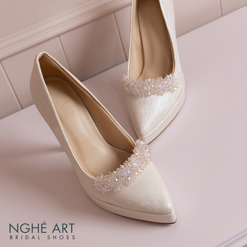 Giày cưới Nghé Art cao gót 12 cm đính hoa pha lê 554-VANG-543-12P-NHU-VANG - Ảnh 4 - Nghé Art Bridal Shoes – 0822288288