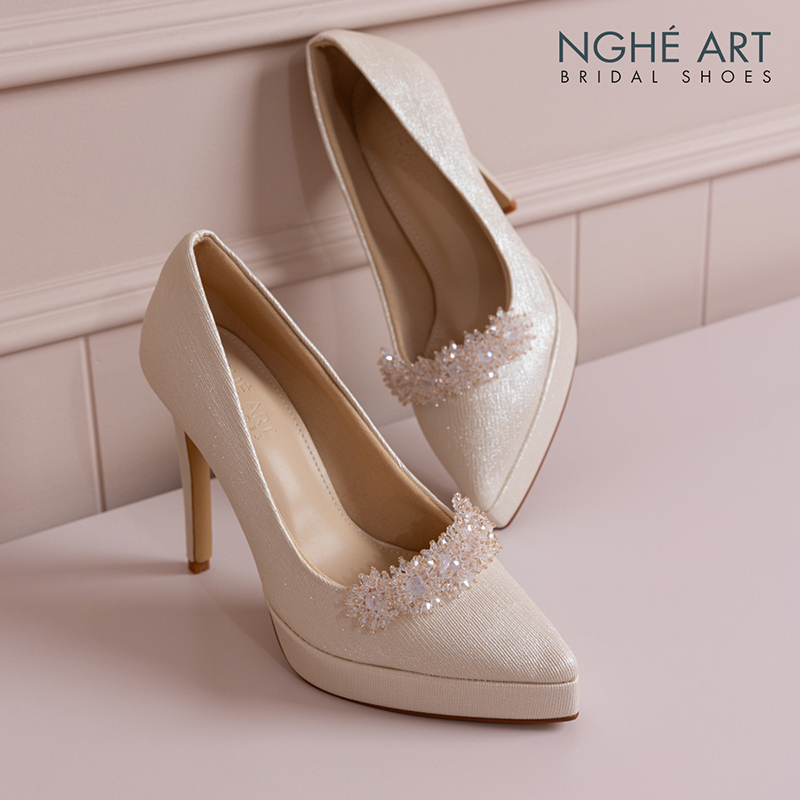 Giày cưới Nghé Art cao gót 12 cm đính hoa pha lê 554-VANG-543-12P-NHU-VANG - Ảnh 5 - Nghé Art Bridal Shoes – 0822288288