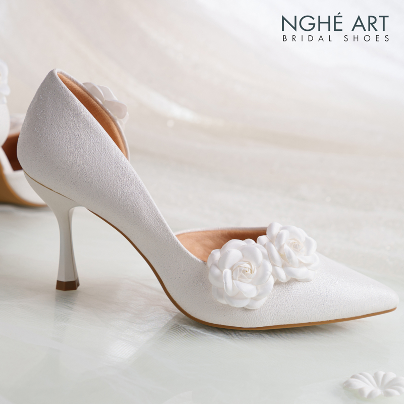Giày cưới Nghé Art form hở eo đính cụm hoa trà 561-442-NHU-TRANG - Ảnh 5 - Nghé Art Bridal Shoes – 0822288288