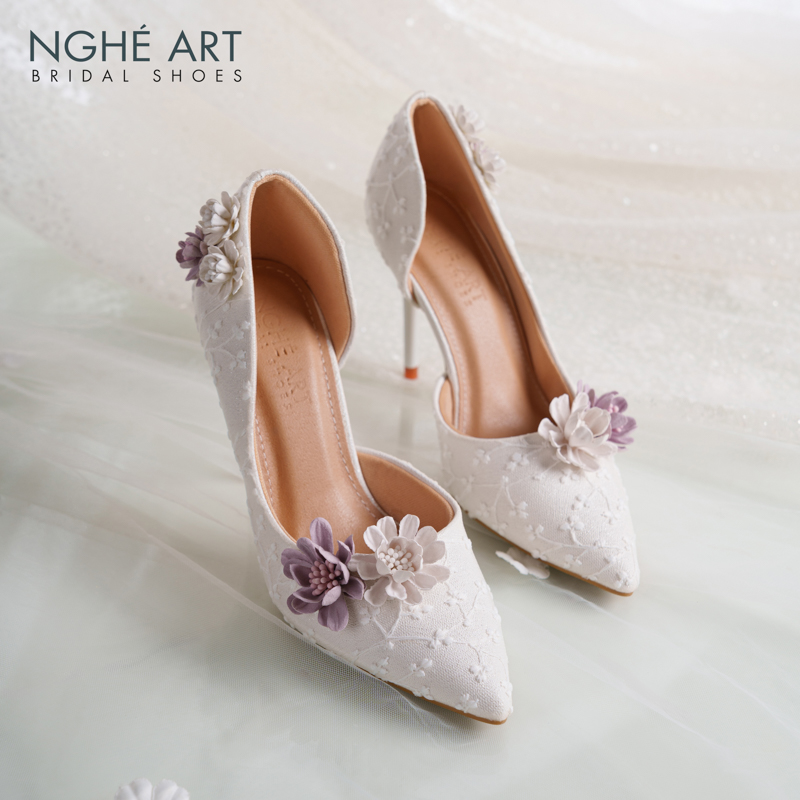 Giày cưới Nghé Art form ren hoa tím vintage 563-442-NHU-TRANG - Ảnh 2 - Nghé Art Bridal Shoes – 0822288288