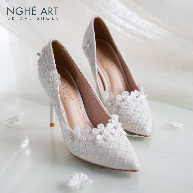 Giày cưới Nghé Art cao gót ren hoa hồ điệp trắng 564-377-10P-NHU-TRANG - Ảnh 100 - Nghé Art Bridal Shoes – 0822288288