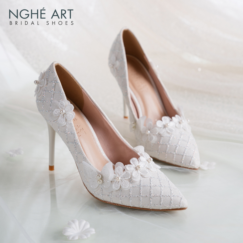 Giày cưới Nghé Art cao gót ren hoa hồ điệp trắng 564-377-10P-NHU-TRANG - Ảnh 2 - Nghé Art Bridal Shoes – 0822288288