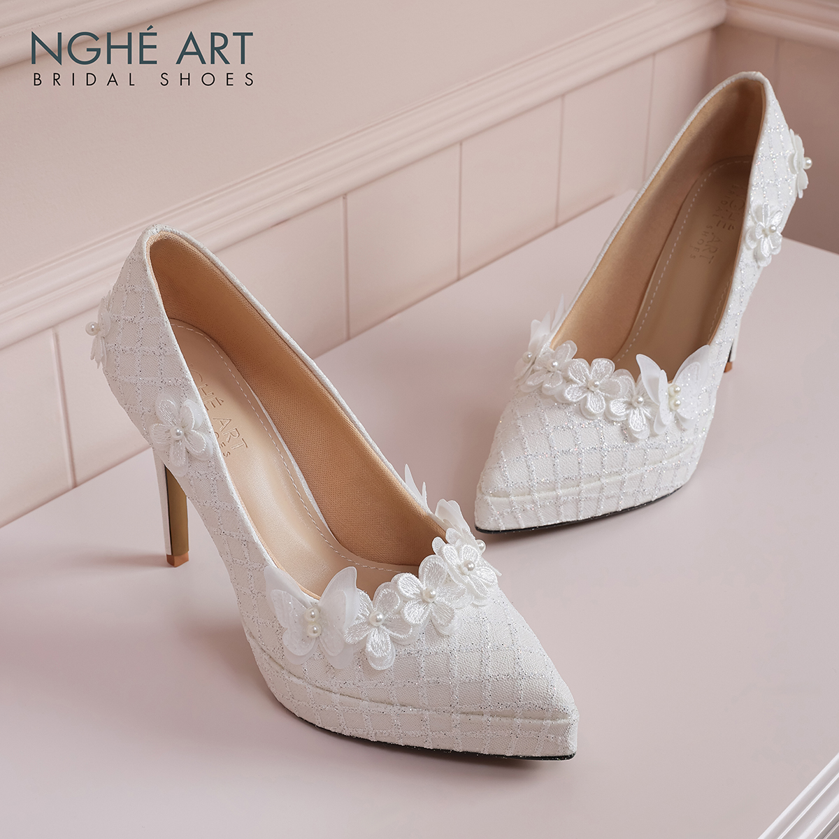 Giày cưới Nghé Art cao gót ren hoa hồ điệp trắng 564-543-12P-NHU-TRANG - Ảnh 1 - Nghé Art Bridal Shoes – 0822288288