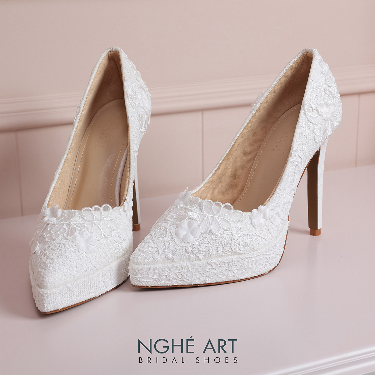 Giày cưới Nghé Art cao gót ren hoa nhũ trắng 568-543-12P-NHU-TRANG - Ảnh 3 - Nghé Art Bridal Shoes – 0822288288