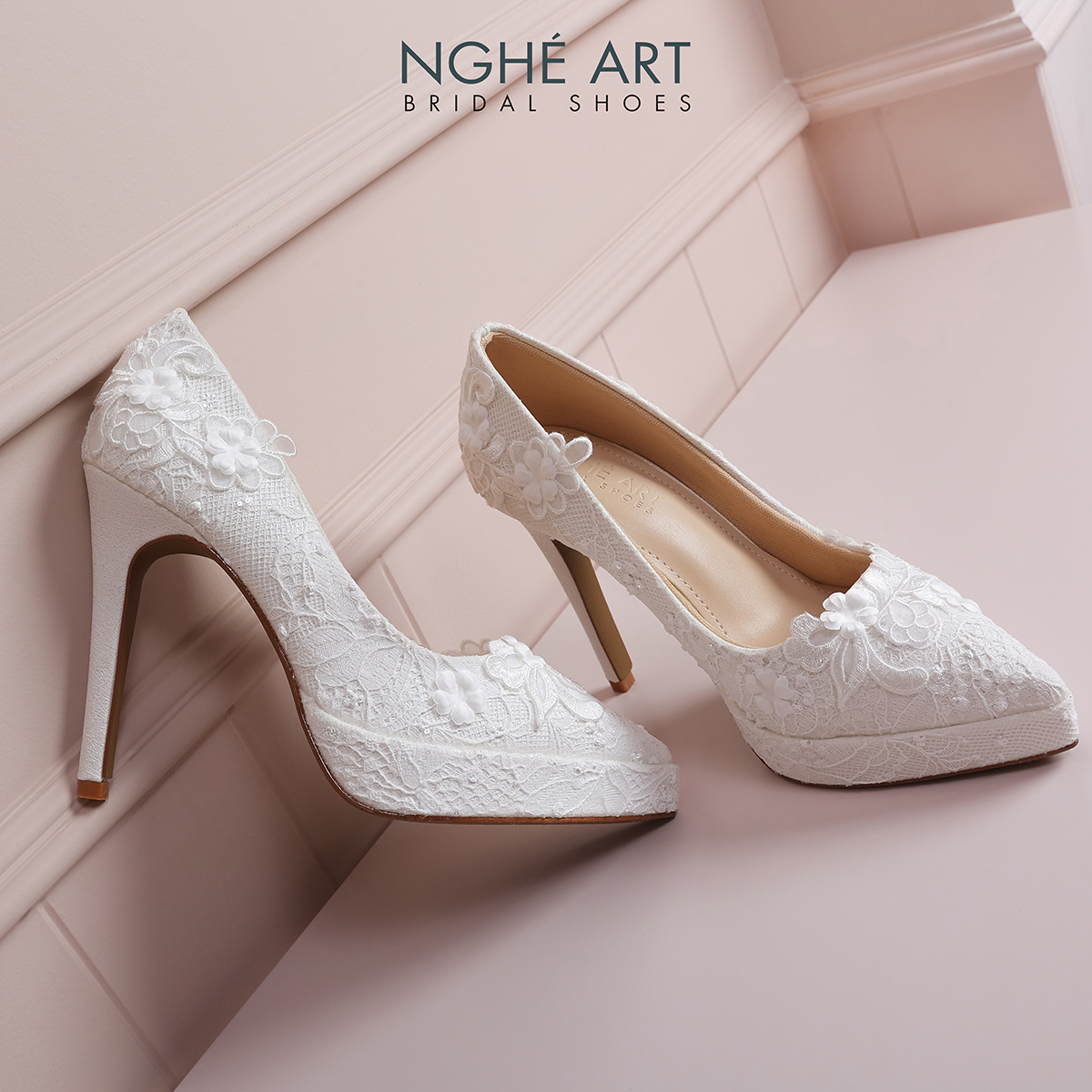 Giày cưới Nghé Art cao gót ren hoa nhũ trắng 568-543-12P-NHU-TRANG - Ảnh 7 - Nghé Art Bridal Shoes – 0822288288