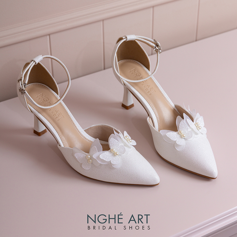 Giày cưới Nghé Art đính cánh bướm trắng 570-TRANG-430-7P-NHU-TRANG - Ảnh 2 - Nghé Art Bridal Shoes – 0822288288