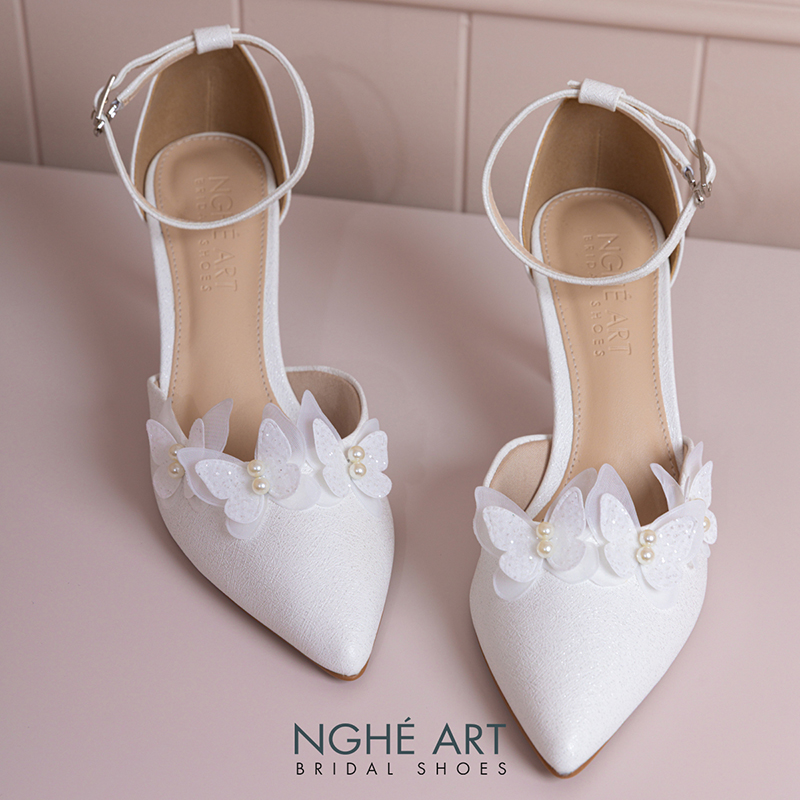 Giày cưới Nghé Art đính cánh bướm trắng 570-TRANG-430-7P-NHU-TRANG - Ảnh 3 - Nghé Art Bridal Shoes – 0822288288