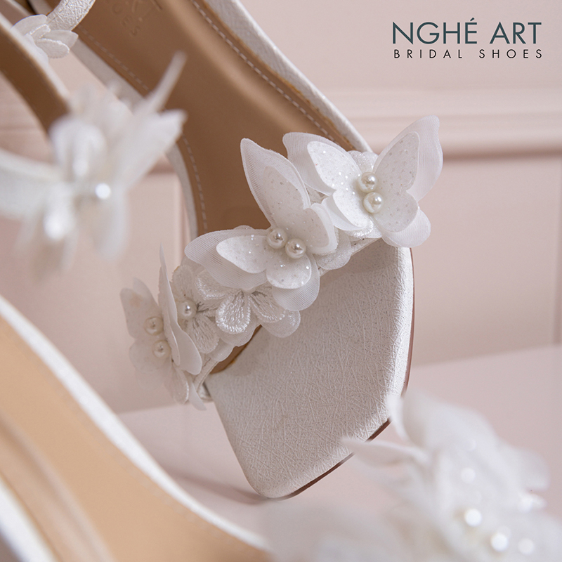 Giày cưới Nghé Art sandal 9 cm hoa và cánh bướm 572-566-9P-NHU-TRANG - Ảnh 5 - Nghé Art Bridal Shoes – 0822288288