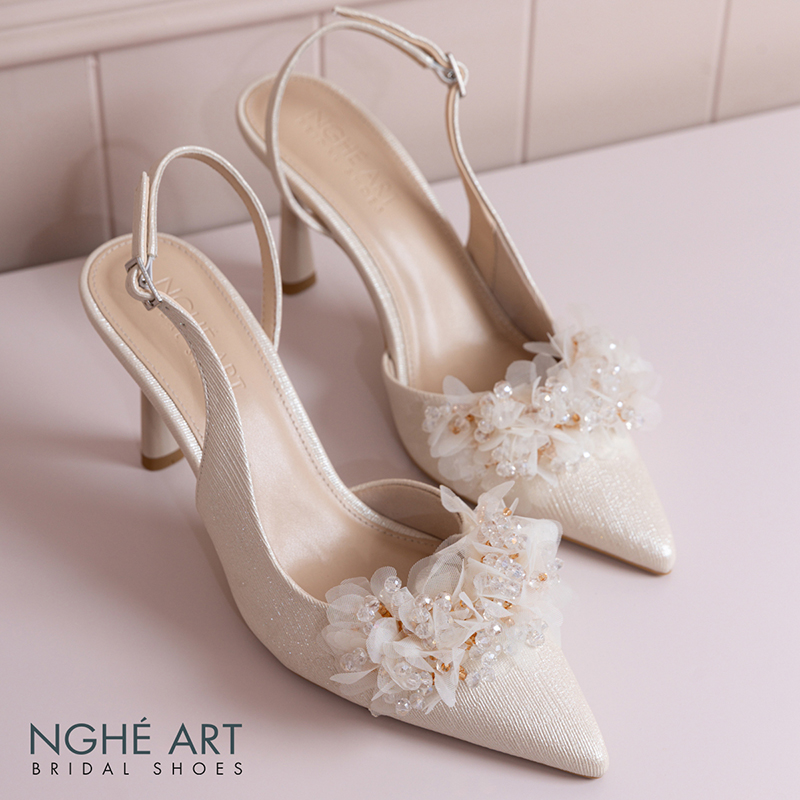 Giày cưới Nghé Art slingback cụm hoa voan pha lê 573-VANG-535-NHU-VANG - Ảnh 1 - Nghé Art Bridal Shoes – 0822288288
