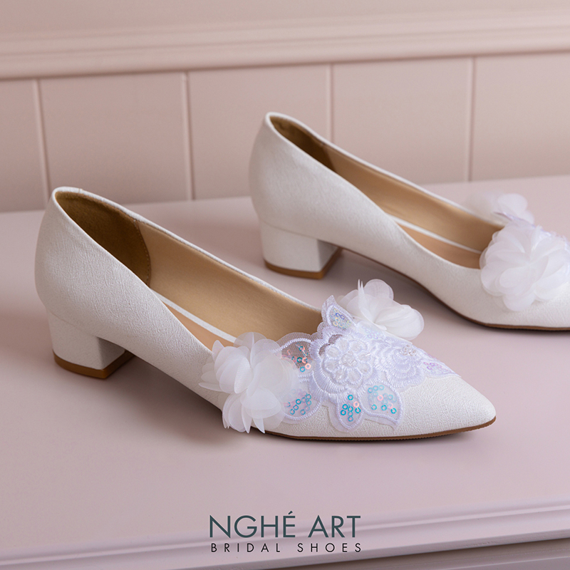 Giày cưới Nghé Art ren kim sa trắng phối hoa voan 577-274-4P-NHU-TRANG - Ảnh 4 - Nghé Art Bridal Shoes – 0822288288
