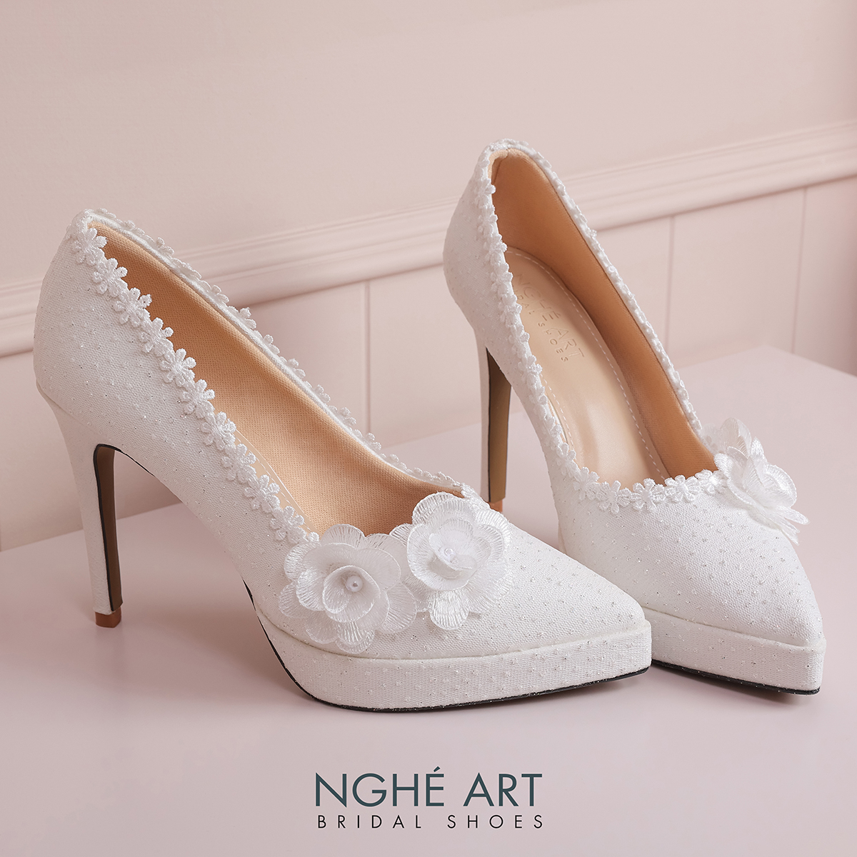 Giày cưới Nghé Art cao gót ren hoa trắng 582-543-12P-NHU-TRANG - Ảnh 2 - Nghé Art Bridal Shoes – 0822288288