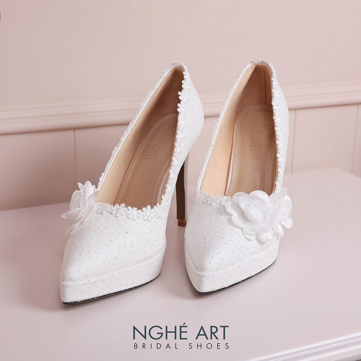 Giày cưới Nghé Art cao gót ren hoa trắng 582-543-12P-NHU-TRANG - Ảnh 3 - Nghé Art Bridal Shoes – 0822288288