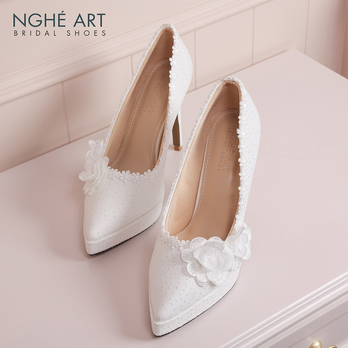 Giày cưới Nghé Art cao gót ren hoa trắng 582-543-12P-NHU-TRANG - Ảnh 5 - Nghé Art Bridal Shoes – 0822288288