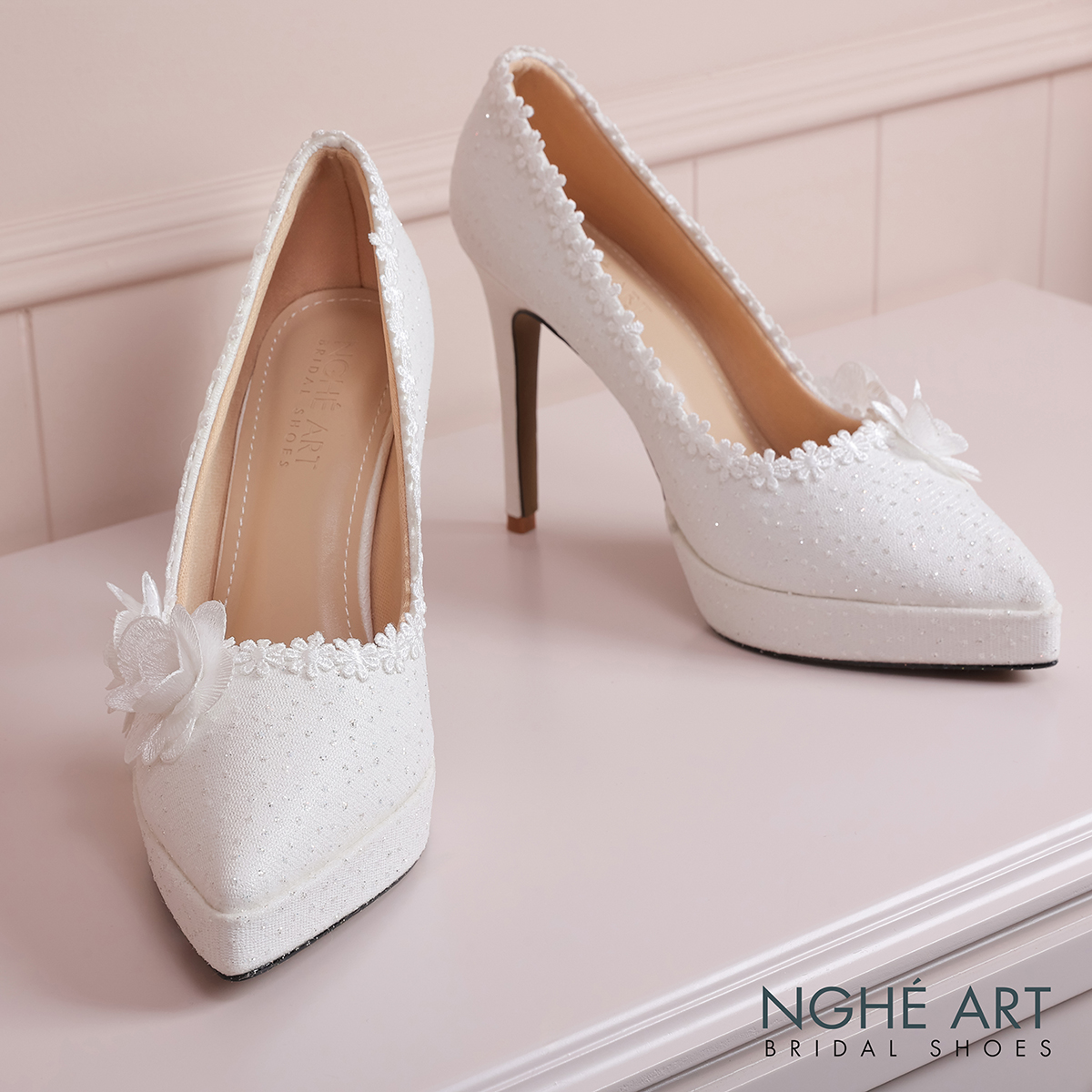 Giày cưới Nghé Art cao gót ren hoa trắng 582-543-12P-NHU-TRANG - Ảnh 6 - Nghé Art Bridal Shoes – 0822288288