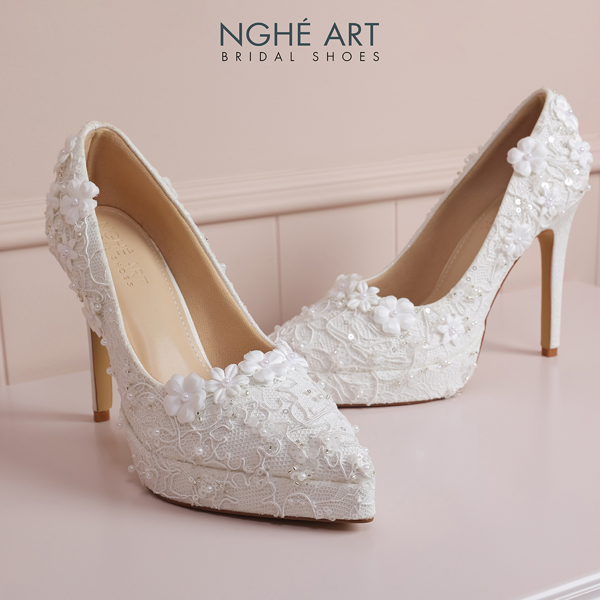 Giày cưới Nghé Art ren kim sa ngọc trai hoa trắng 583-543-12P-NHU-TRANG - Ảnh 5 - Nghé Art Bridal Shoes – 0822288288