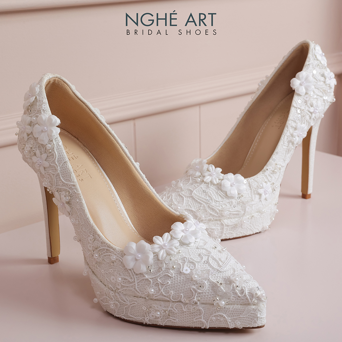 Giày cưới Nghé Art ren kim sa ngọc trai hoa trắng 583-543-12P-NHU-TRANG - Ảnh 6 - Nghé Art Bridal Shoes – 0822288288