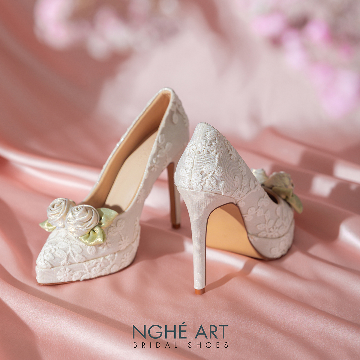 Giày cưới Nghé Art cao gót ren thủ công hoa hồng 584-543-12P-NHU-VANG - Ảnh 4 - Nghé Art Bridal Shoes – 0822288288