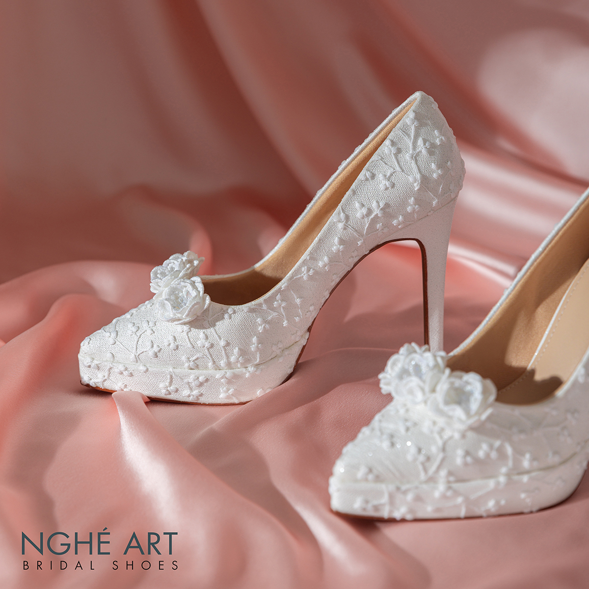 Giày cưới Nghé Art cao gót ren thủ công hoa hồng trắng 585-543-12P-NHU-TRANG - Ảnh 3 - Nghé Art Bridal Shoes – 0822288288