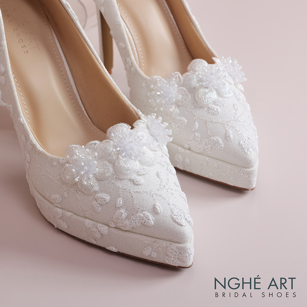 Giày cưới Nghé Art ren hoa pha lê gót nơ 587-543-12P-NHU-TRANG - Ảnh 3 - Nghé Art Bridal Shoes – 0822288288