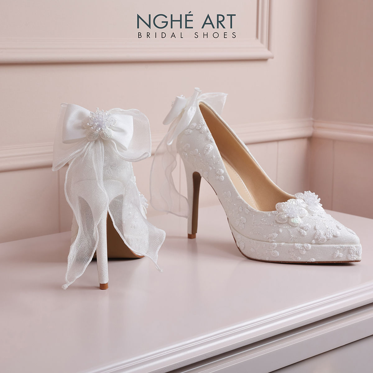 Giày cưới Nghé Art ren hoa pha lê gót nơ 587-543-12P-NHU-TRANG - Ảnh 5 - Nghé Art Bridal Shoes – 0822288288