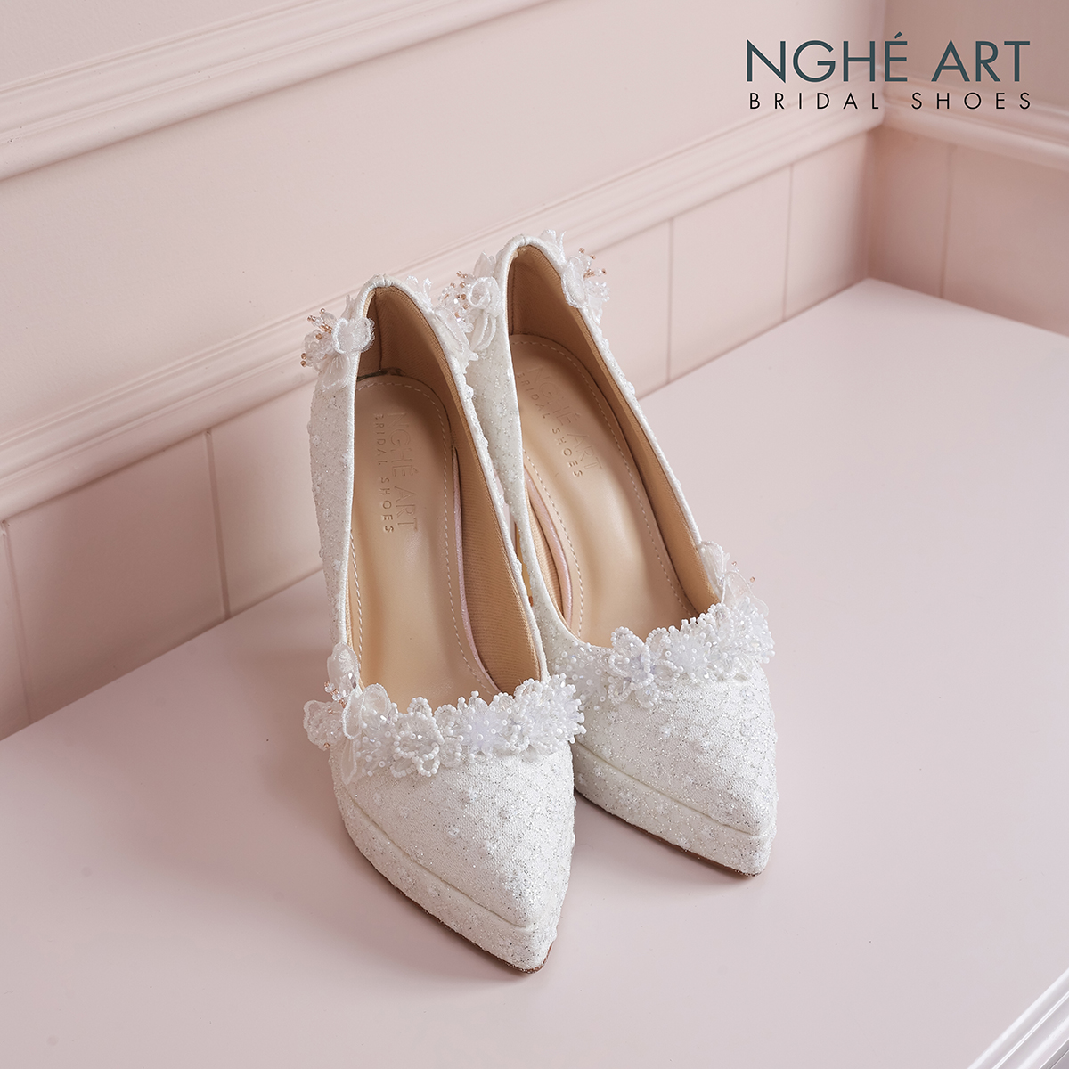 Giày cưới Nghé Art cao gót ren hoa pha lê 588-543-12P-NHU-TRANG - Ảnh 1 - Nghé Art Bridal Shoes – 0822288288