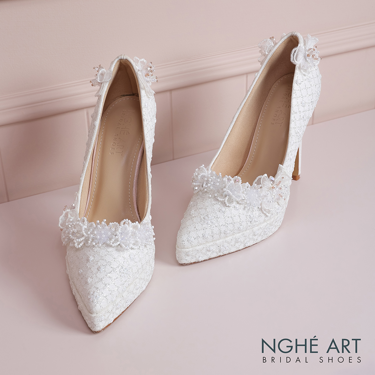 Giày cưới Nghé Art cao gót ren hoa pha lê 588-543-12P-NHU-TRANG - Ảnh 2 - Nghé Art Bridal Shoes – 0822288288