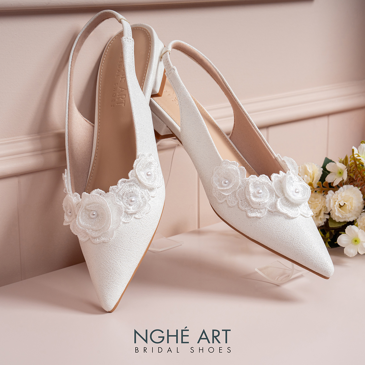 Giày cưới Nghé Art slingback dáng bệt đính hoa 601-593-2P-NHU-TRANG - Ảnh 3 - Nghé Art Bridal Shoes – 0822288288