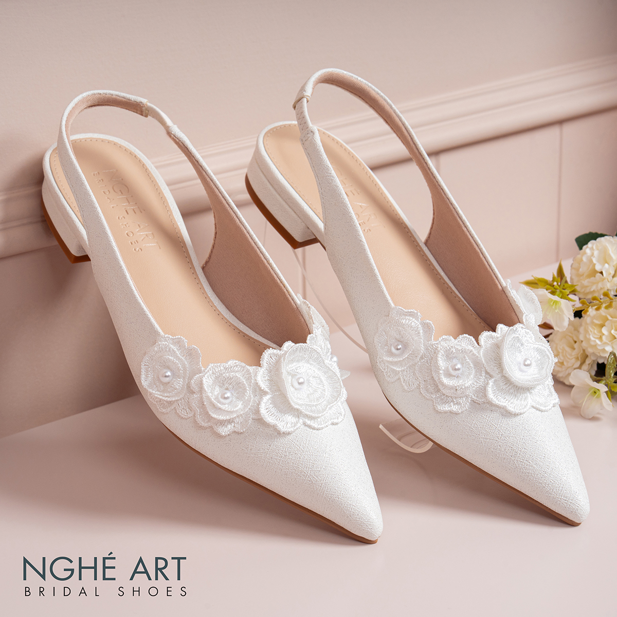 Giày cưới Nghé Art slingback dáng bệt đính hoa 601-593-2P-NHU-TRANG - Ảnh 4 - Nghé Art Bridal Shoes – 0822288288
