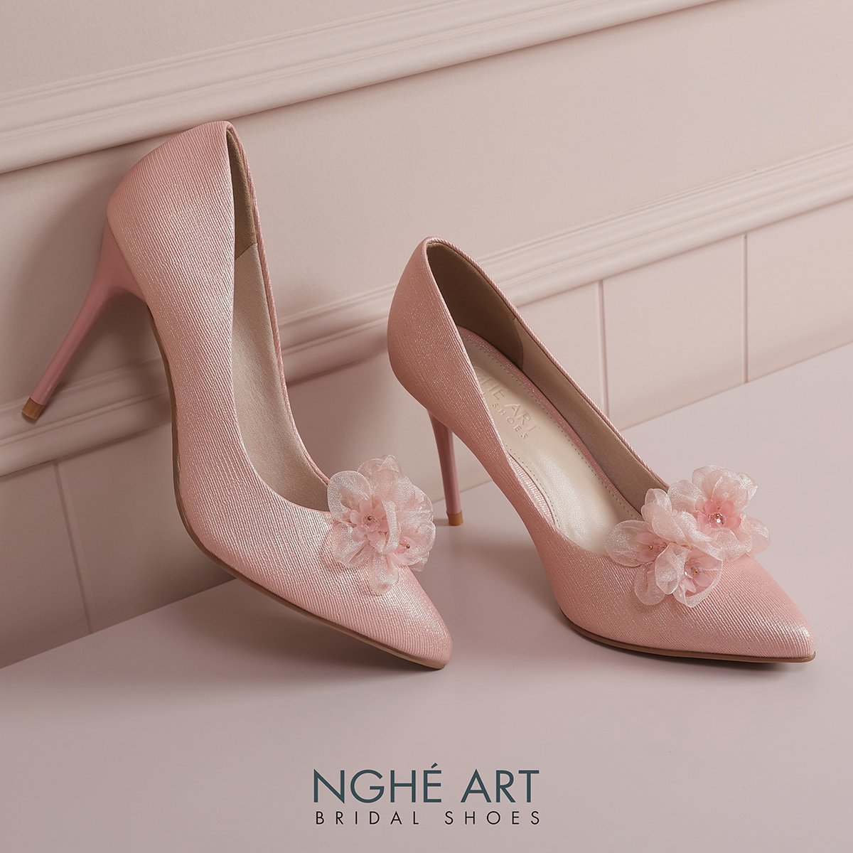Giày cưới Nghé Art cao gót hồng đính hoa pastel 602-HONG-377-10P-NHU-HONG - Ảnh 2 - Nghé Art Bridal Shoes – 0822288288