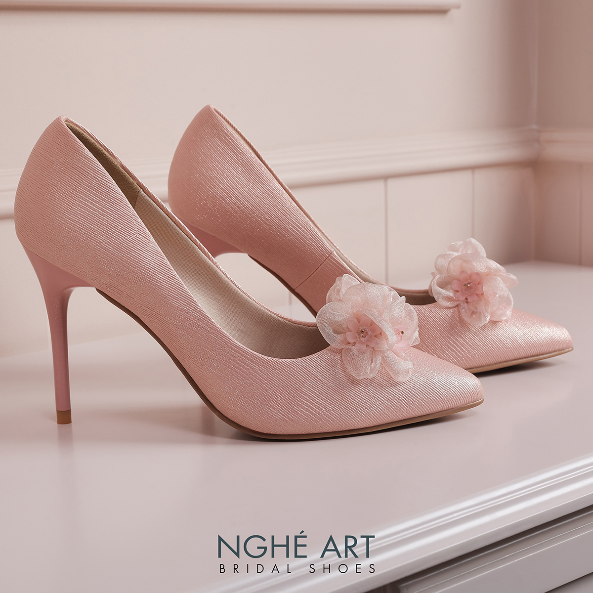 Giày cưới Nghé Art cao gót hồng đính hoa pastel 602-HONG-377-10P-NHU-HONG - Ảnh 5 - Nghé Art Bridal Shoes – 0822288288