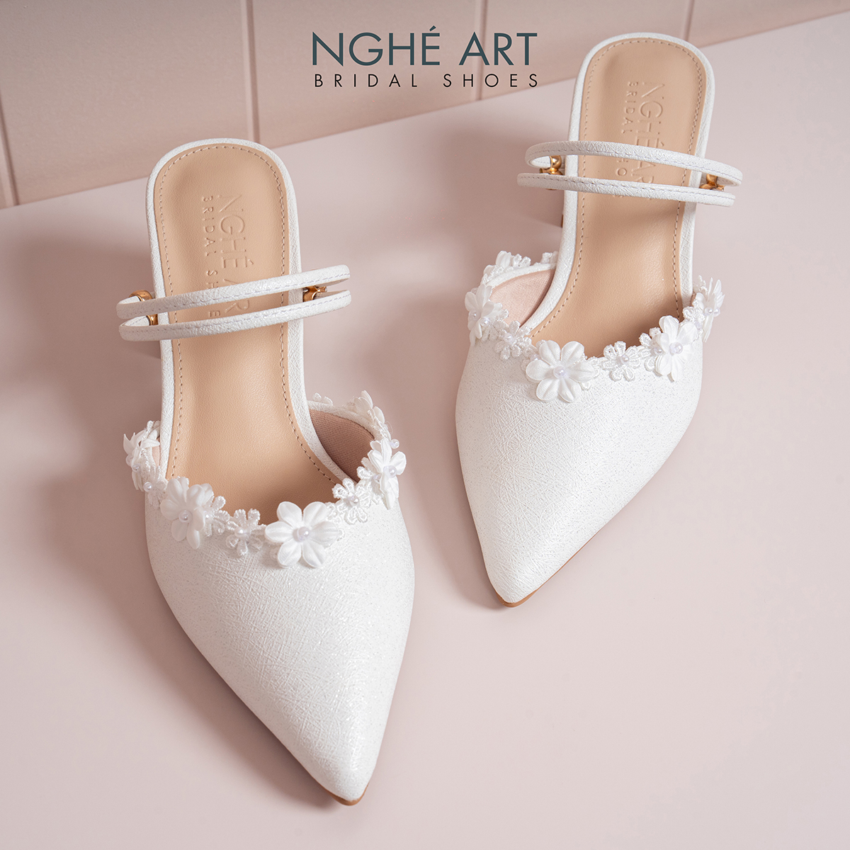 Giày cưới Nghé Art gót vuông đính hoa 603-592-6P-NHU-TRANG - Ảnh 3 - Nghé Art Bridal Shoes – 0822288288