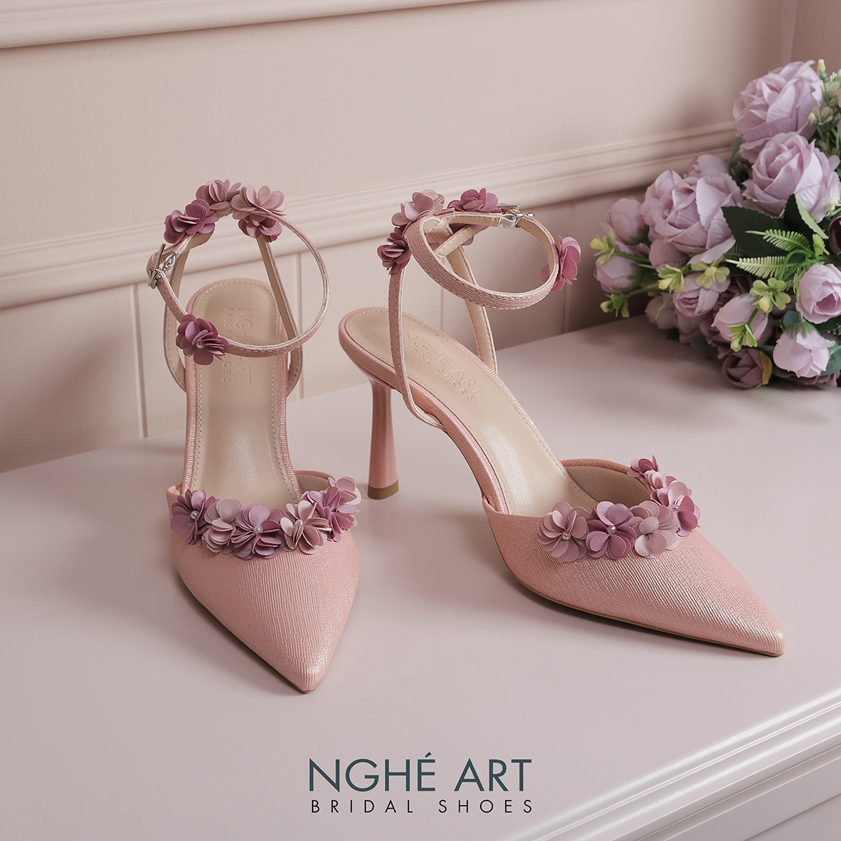 Giày cưới Nghé Art cao gót quai chéo hồng hoa tím pastel 604-TIM-590-9P-NHU-HONG - Ảnh 2 - Nghé Art Bridal Shoes – 0822288288