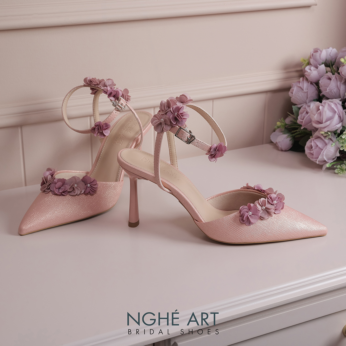 Giày cưới Nghé Art cao gót quai chéo hồng hoa tím pastel 604-TIM-590-9P-NHU-HONG - Ảnh 6 - Nghé Art Bridal Shoes – 0822288288